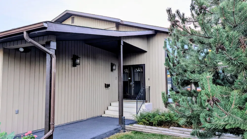 Premium Douglas Fir Siding Installation in Heritage Neighborhood by Peakline Roofing